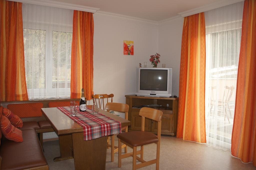 Appartementhaus Alpina Flattach Εξωτερικό φωτογραφία